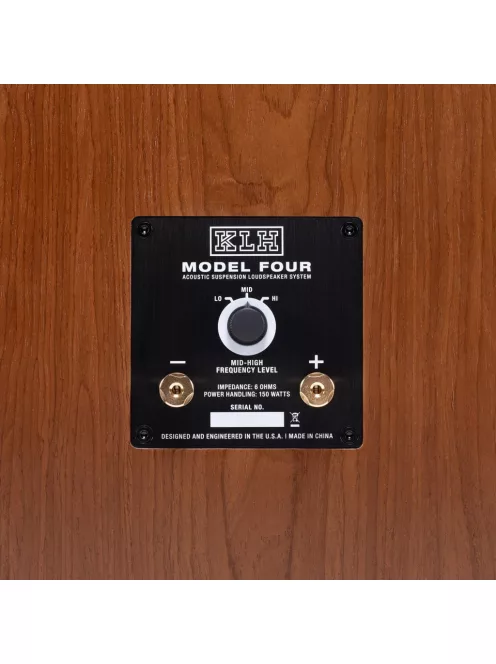 KLH MODEL FOUR - 3-utas akusztikus felfüggesztésű zárt Hi-Fi hangsugárzó pár döntött lábazattal - Angol Dió