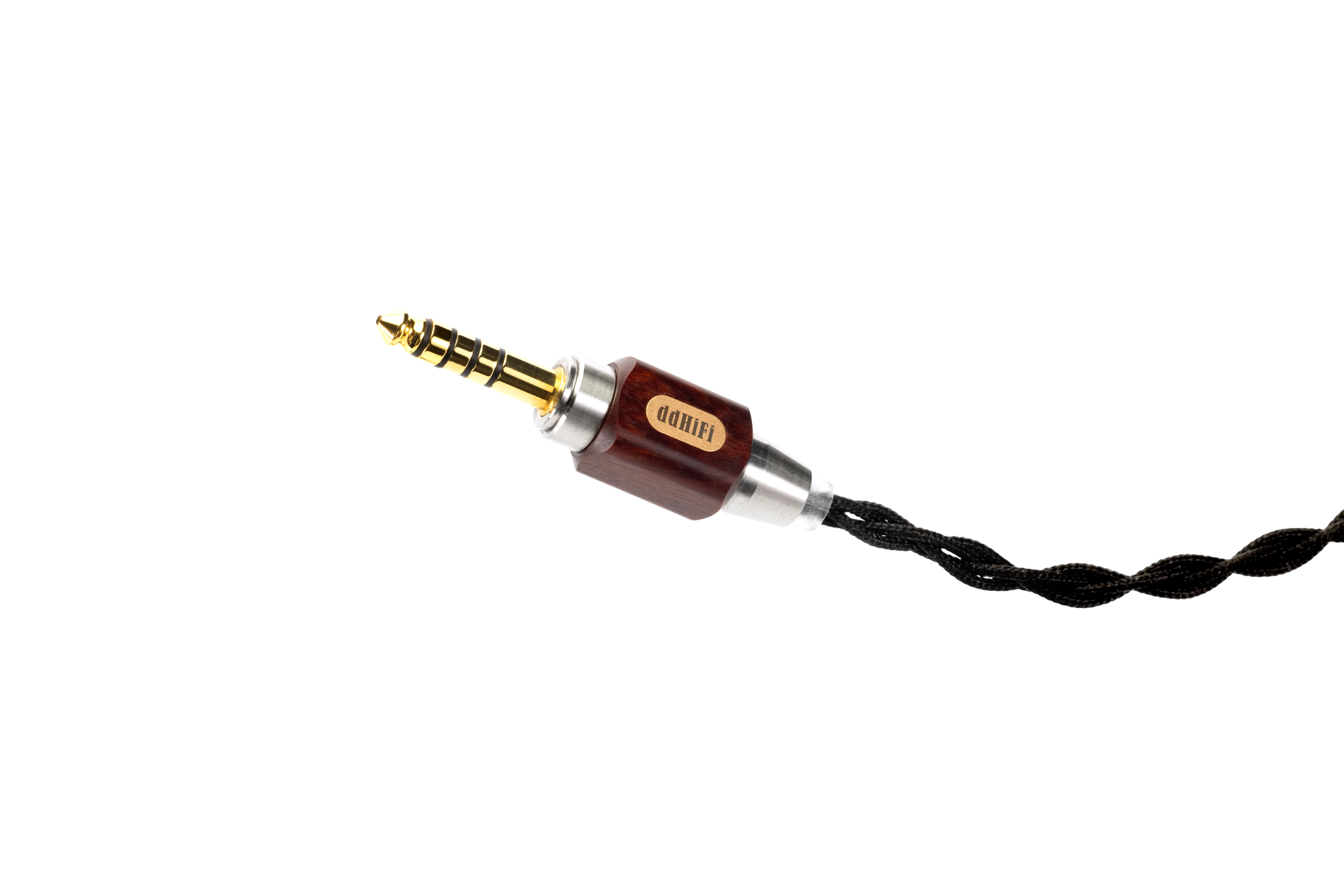 ddHiFi BC130C Eryx 4,4 mm-es csatlakozó fehér háttéren