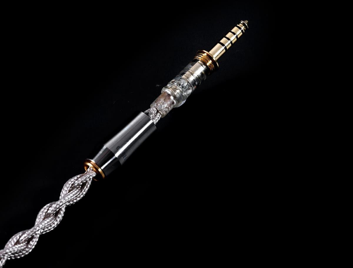 ddHiFi BC130 Net árnyékolt 4,4 mm-es dugószerkezete