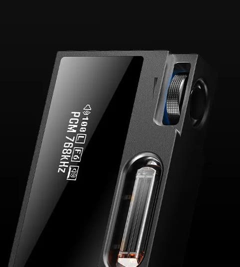 A Shanling UA7 0,87 hüvelykes OLED kijelzője