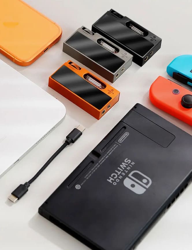 Shanling UA7 USB-C kábellel és különböző eszközökkel